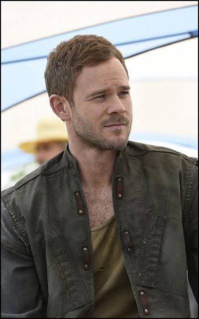 Aaron Ashmore