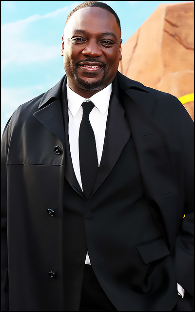 Adewale Akinnuoye-Agbaje