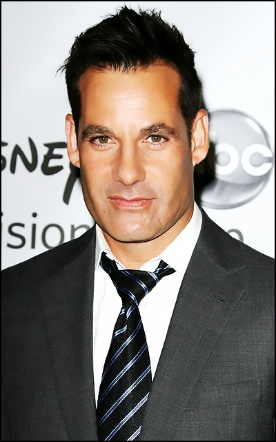 Adrian Pasdar