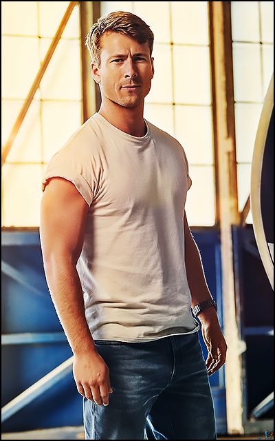 Glen Powell