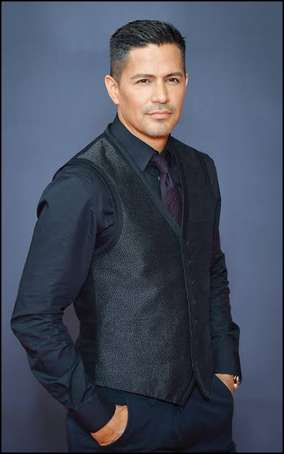 Jay Hernández