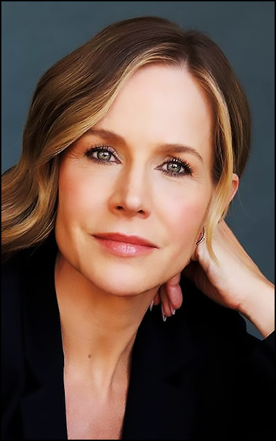 Julie Benz