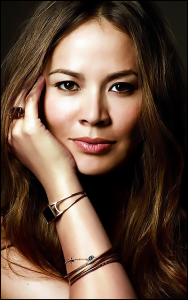 Moon Bloodgood