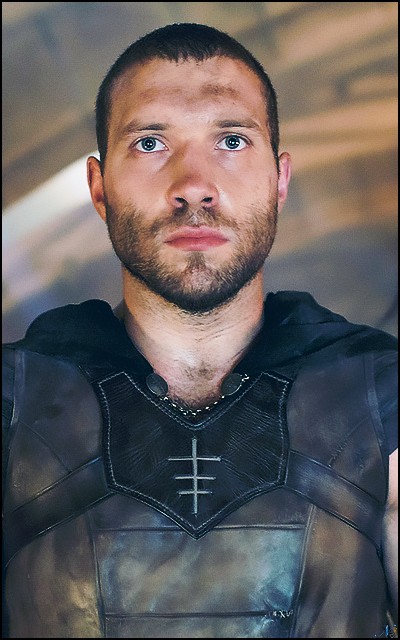 JaiCourtney-400x640-019.jpg